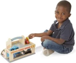 Melissa & Doug Parkhaus Mit Tankstelle Und Waschanlage Aus Holz -Tonies Verkäufe 11154399 06